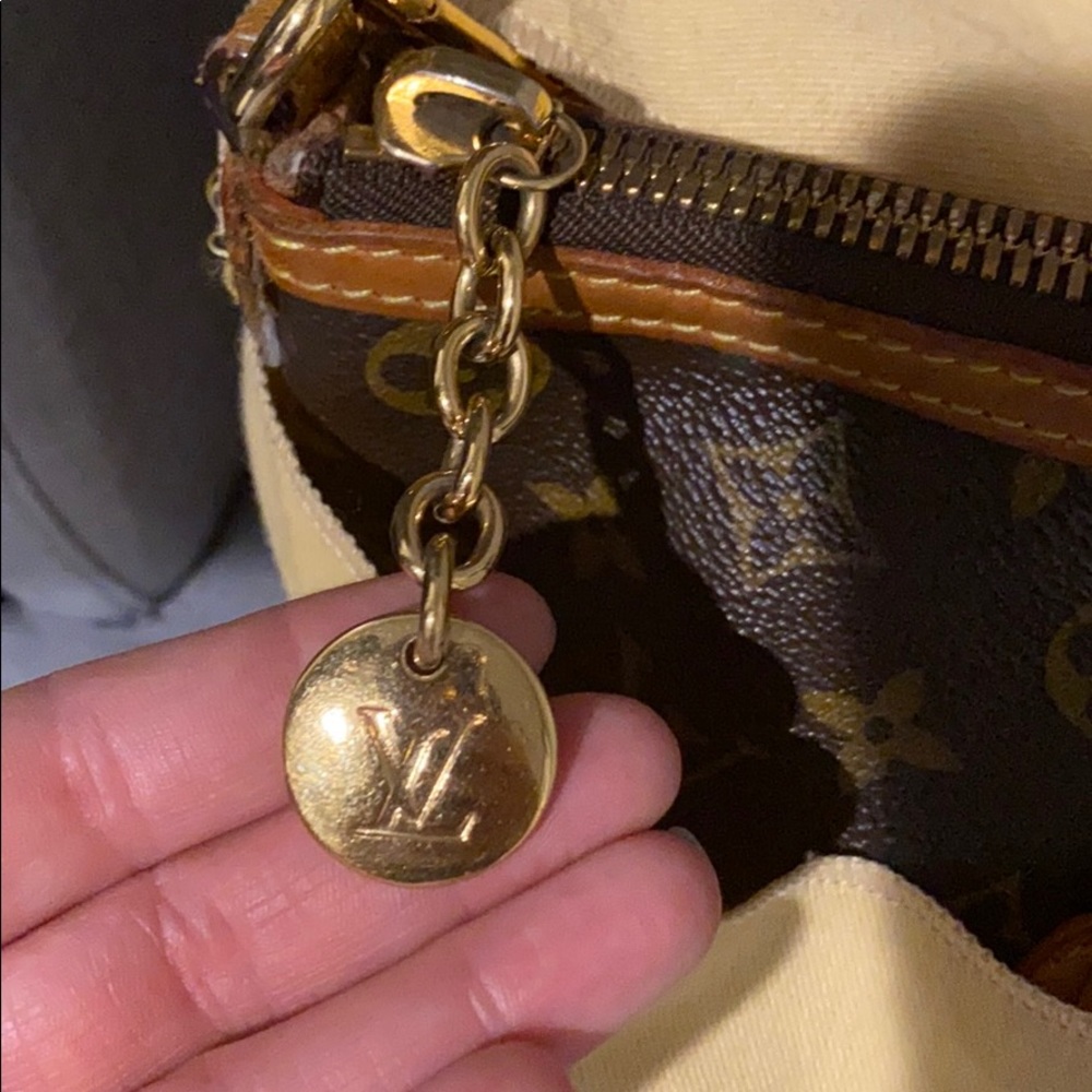 **NEW** Photos 💯 authentic Louis Vuitton Palermo - Picture 8 of 16
